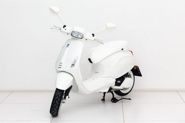 Vespa Sprint 125 Justin Bieber X bei Zweirad – Auto Meisinger in 