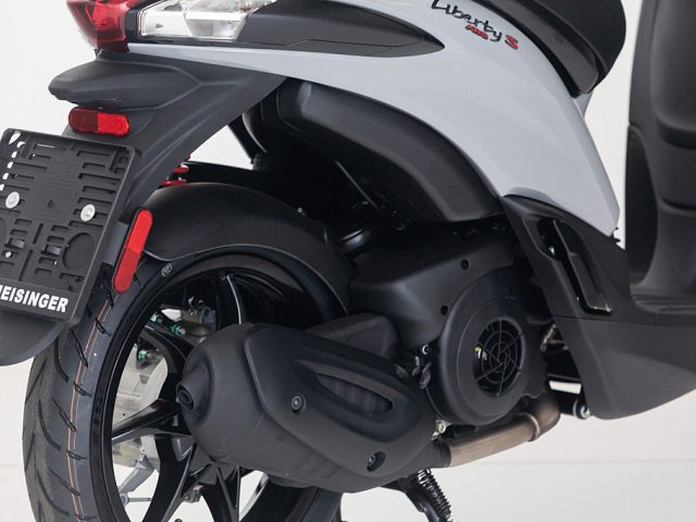 343686_1406573569693_slide bei Zweirad – Auto Meisinger in 